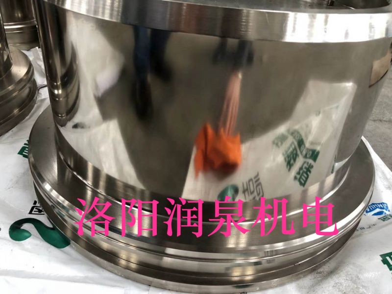 电致伸缩精整装置加工现场